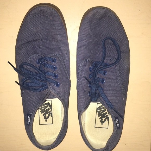 Vans - Picture 3 of 3